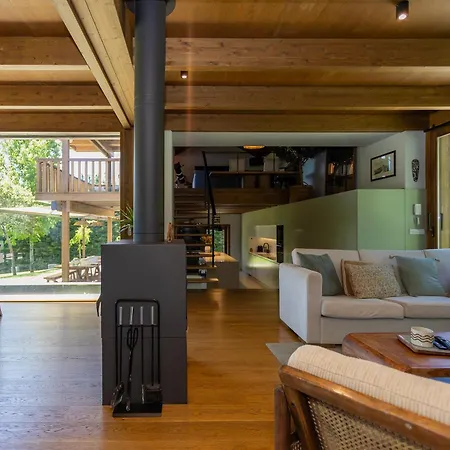 Casa Do Cipreste Em Amarante بيت للعطل *